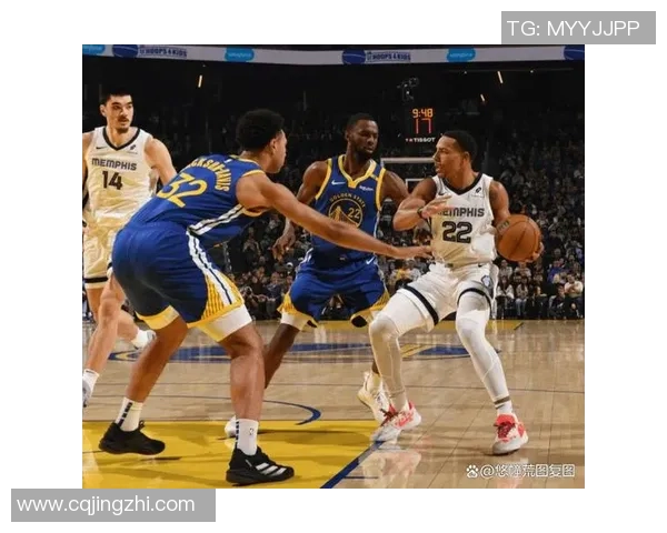 勇士与火箭G6首节激战回顾双方明星球员表现与战术分析